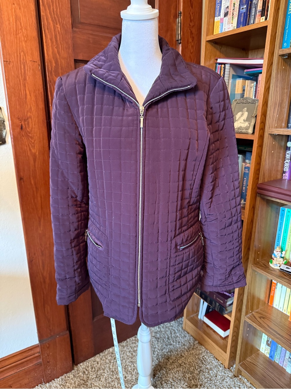 George Women's Quilted Zipper Jacket Size
Medium